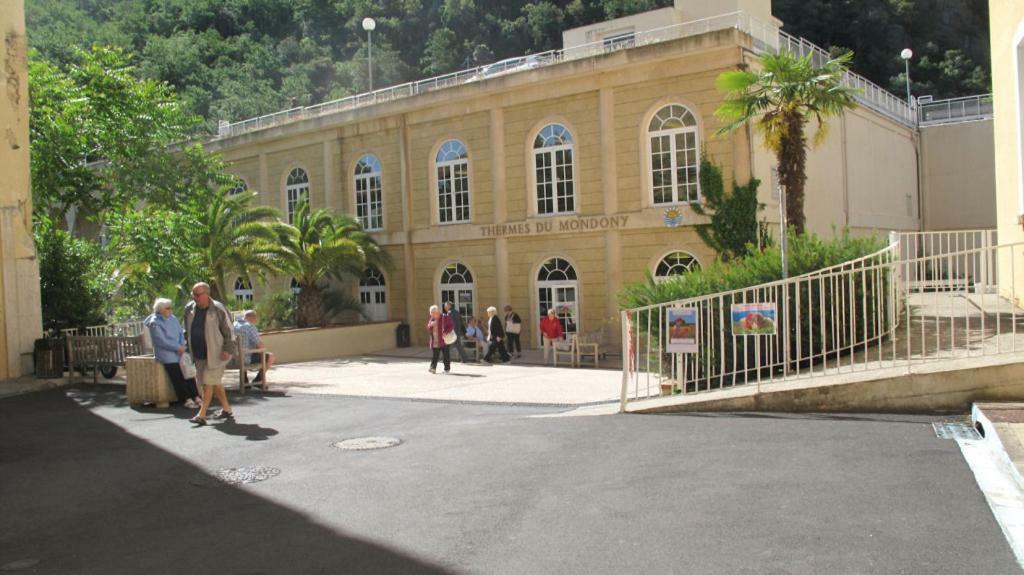 Cures Et Vacances A Amelie Les Bains Exterior photo